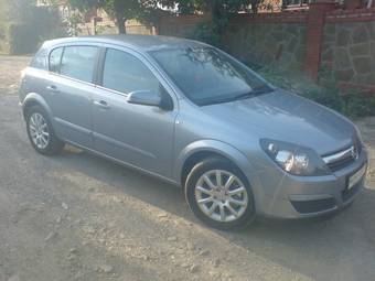 2005 Opel Astra Photos
