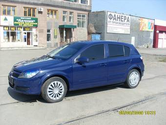 2005 Opel Astra Pictures