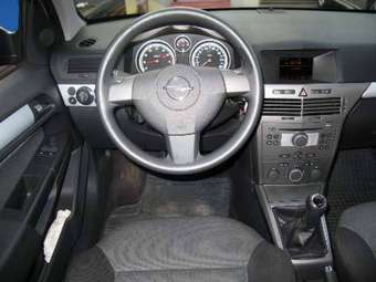 2006 Opel Astra Pics