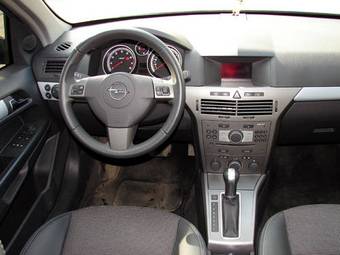 2006 Opel Astra Photos