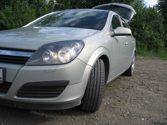 2006 Opel Astra Photos