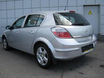 2006 Opel Astra Photos