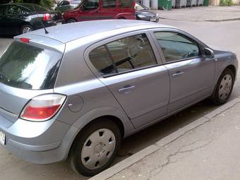 2006 Opel Astra Photos