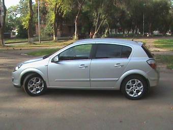 2006 Opel Astra Photos