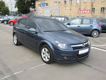 2006 Opel Astra Pictures