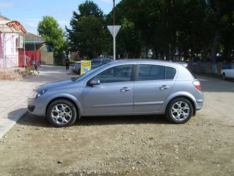 2006 Opel Astra Photos