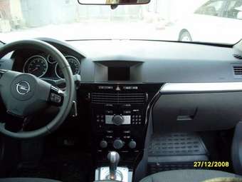 2007 Opel Astra Photos