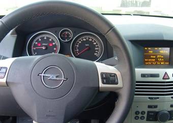 2007 Opel Astra Pictures