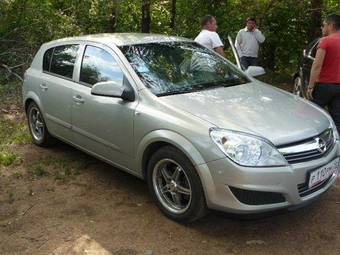 2007 Opel Astra Photos