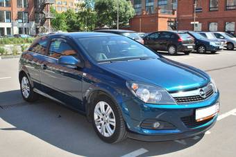 2007 Opel Astra Photos
