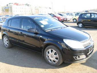 2007 Opel Astra Photos