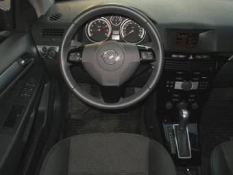 2007 Opel Astra Pictures