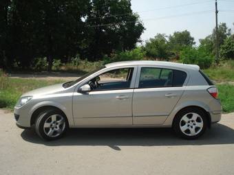 2007 Opel Astra Photos