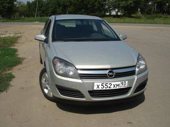 2007 Opel Astra Pictures