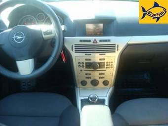 2007 Opel Astra Pictures