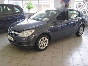 2008 Opel Astra Pictures