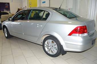 2008 Opel Astra Pictures