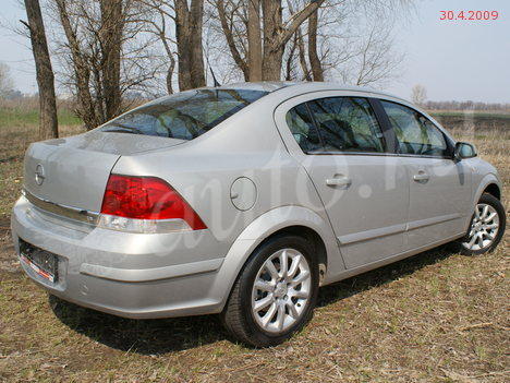 2008 Opel Astra