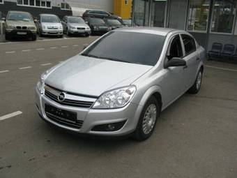 2008 Opel Astra Photos