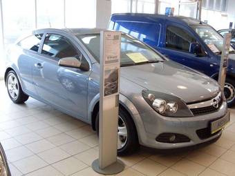 2008 Opel Astra Pictures