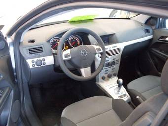 2008 Opel Astra Pictures