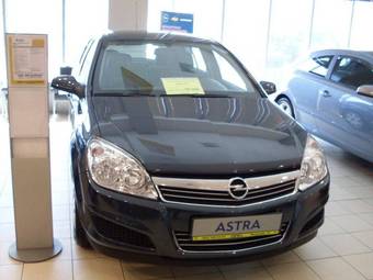 2008 Opel Astra Pictures