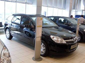 2008 Opel Astra Pics