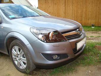 2008 Opel Astra Photos