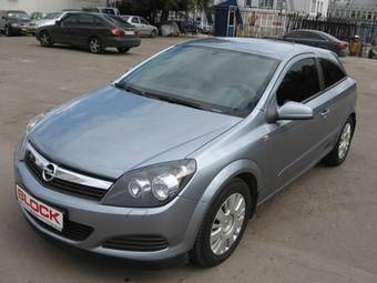 2008 Opel Astra Photos