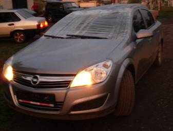 2008 Opel Astra Photos