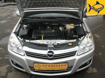 2008 Opel Astra Photos