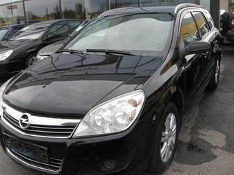 2008 Opel Astra Pictures