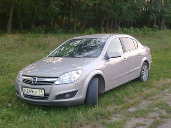 2008 Opel Astra Photos