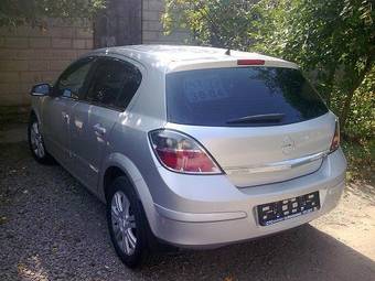 2008 Opel Astra Pictures