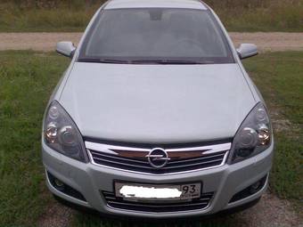 2008 Opel Astra Photos