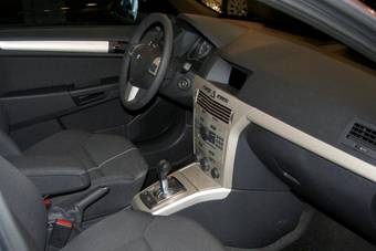 2008 Opel Astra Images
