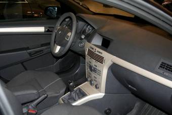 2008 Opel Astra Wallpapers
