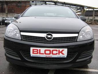2008 Opel Astra Photos