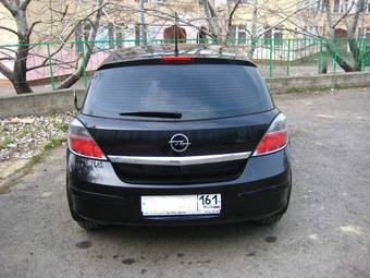 2008 Opel Astra Pictures