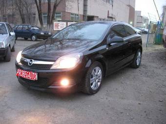 2008 Opel Astra Photos