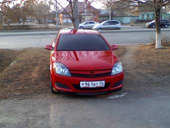 2008 Opel Astra Photos