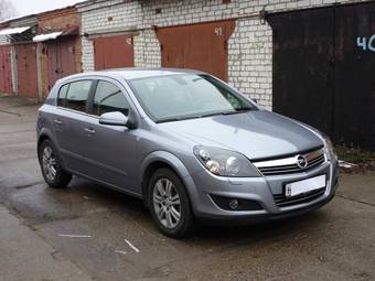 2008 Opel Astra Photos