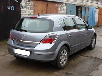 2008 Opel Astra Photos