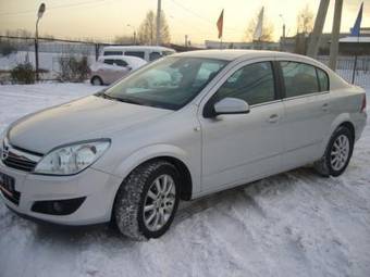 2008 Opel Astra Photos