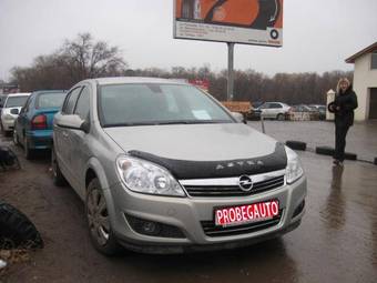 2008 Opel Astra Pictures