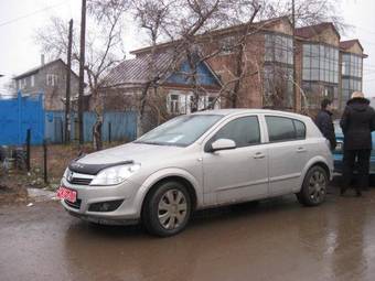 2008 Opel Astra Photos