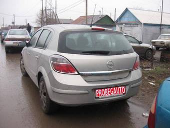 2008 Opel Astra Pictures