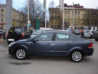 2008 Opel Astra Pictures