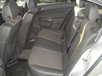 2008 Opel Astra Pictures