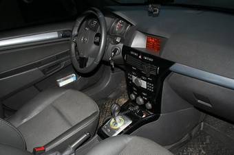 2008 Opel Astra Images